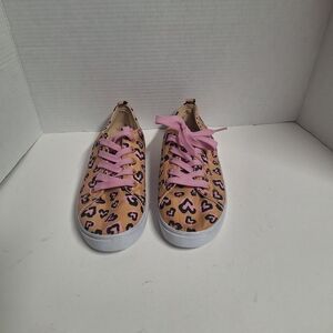 Fabkids Pink and Tan Heart Print Sneakers